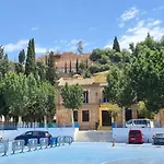 Luxe Haven In Granada